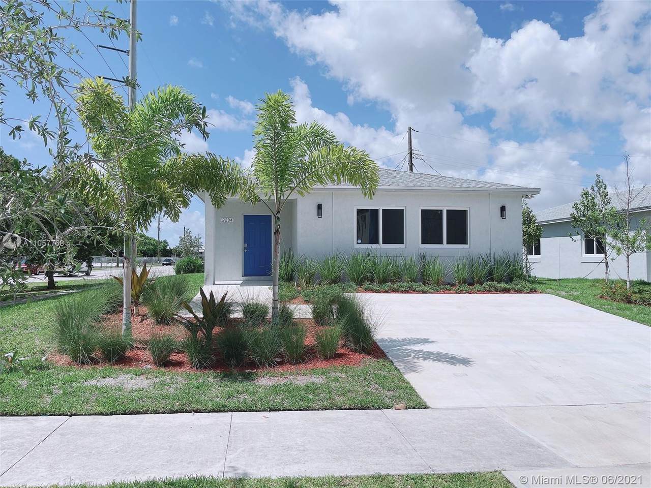 2204 Freedom St - Photo 1