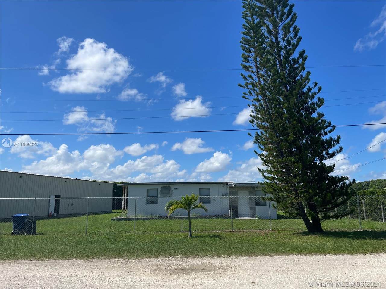 16275 208 TER - Photo 1