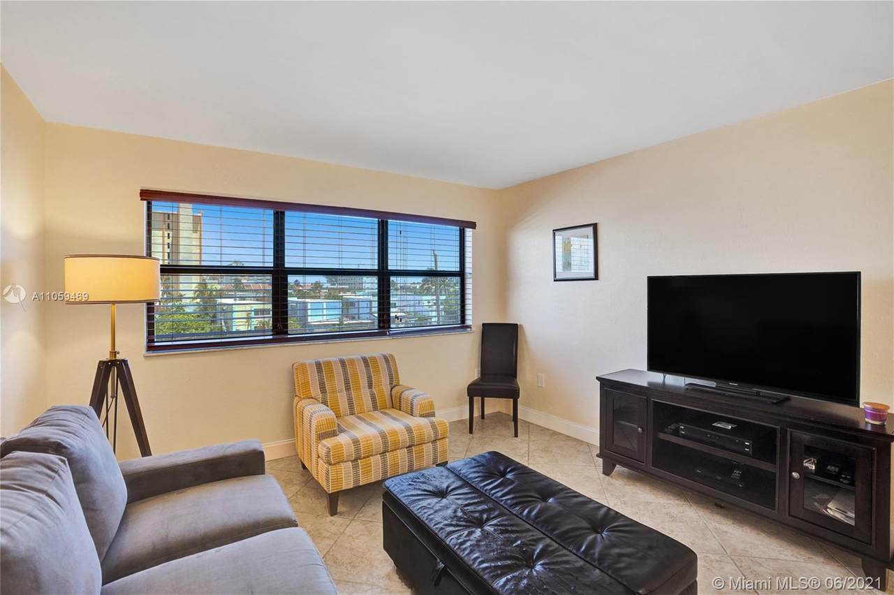 1201 Ocean Dr - Photo 1