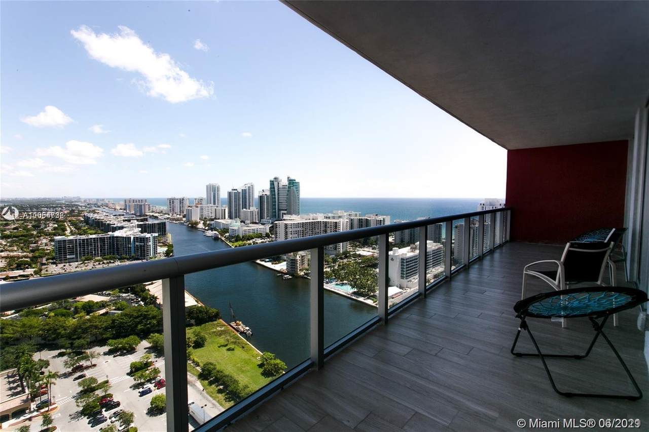 2600 Hallandale Beach Blvd - Photo 1