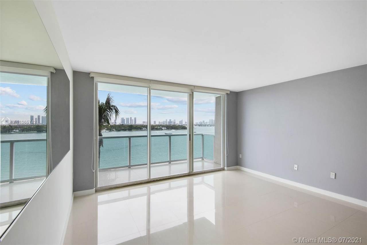 650 West Ave - Photo 1