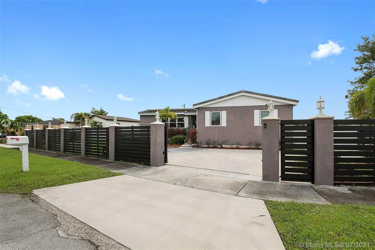 2451 83rd Ct - Photo 1