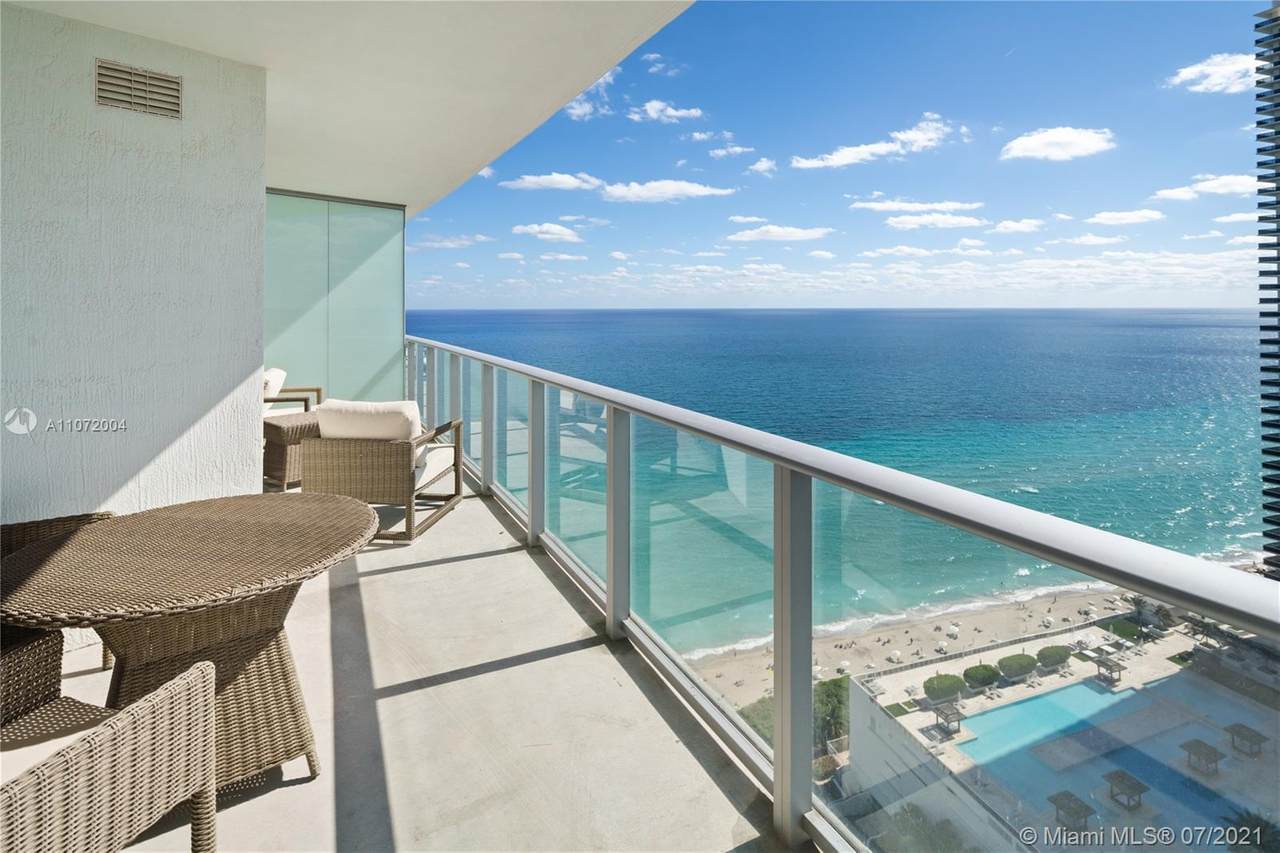 4111 Ocean Dr - Photo 1
