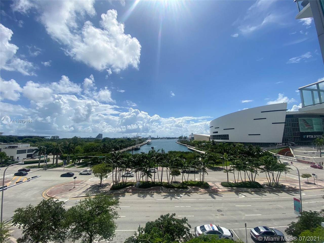 888 Biscayne Blvd - Photo 1