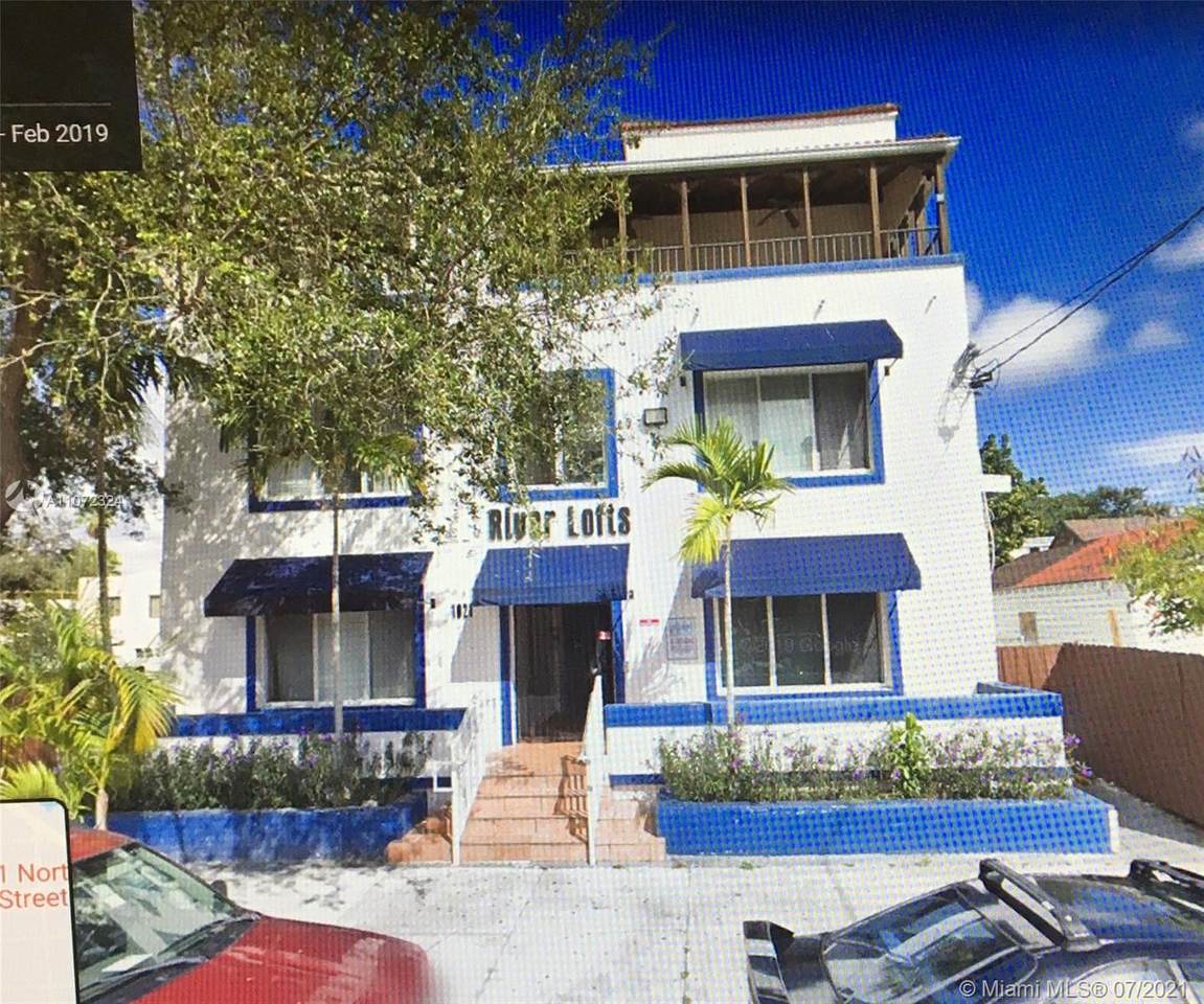 1021 3rd St - Photo 1