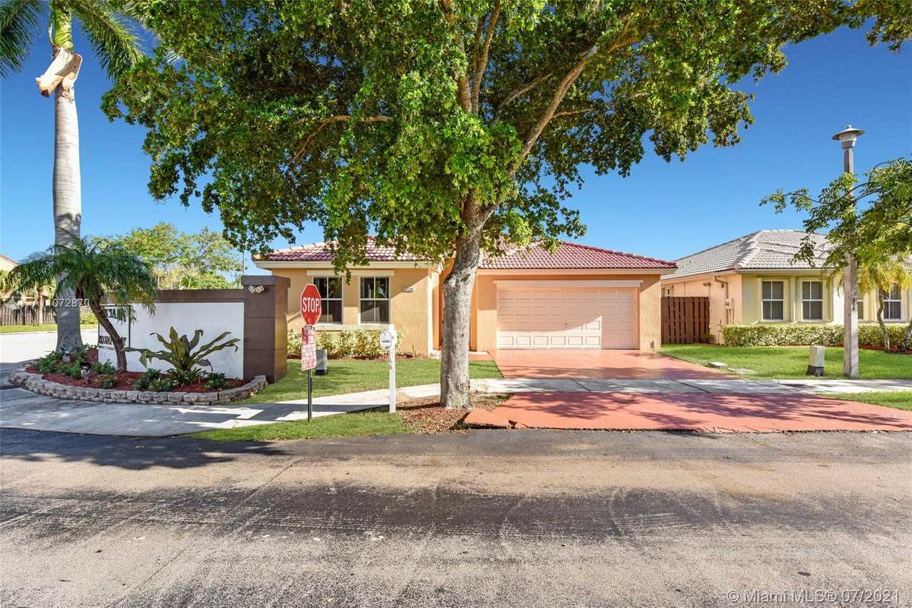 16200 83rd Ln - Photo 1