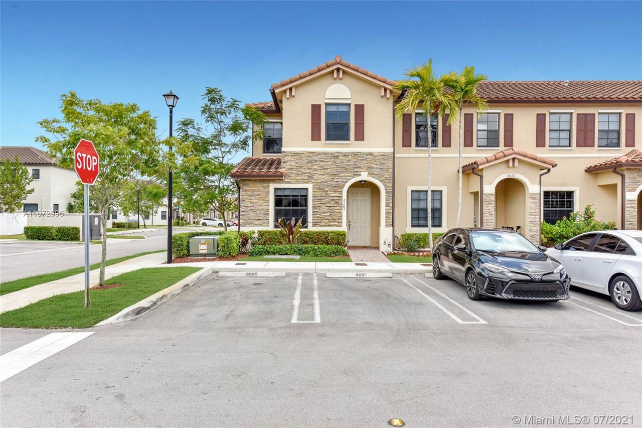 9285 33rd Way - Photo 1