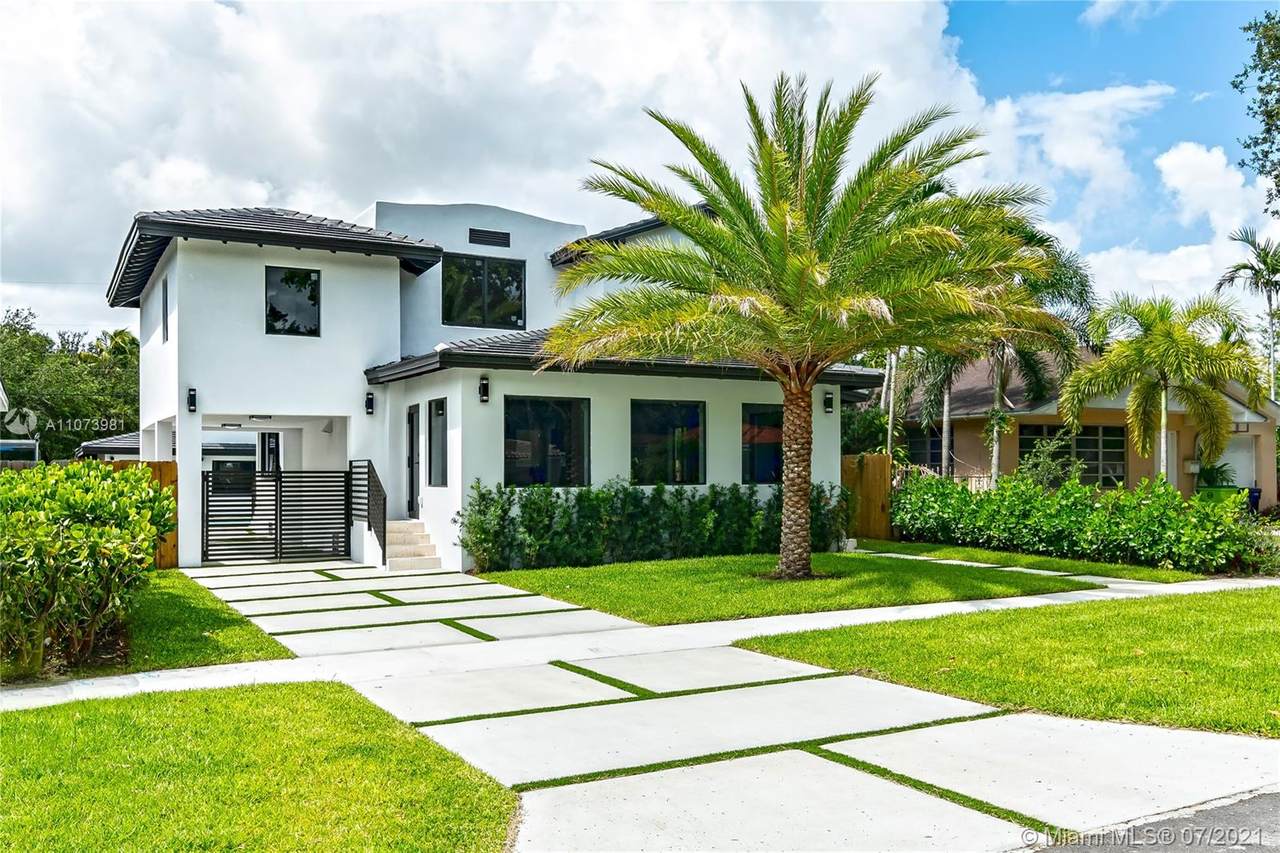 436 88 ST - Photo 1