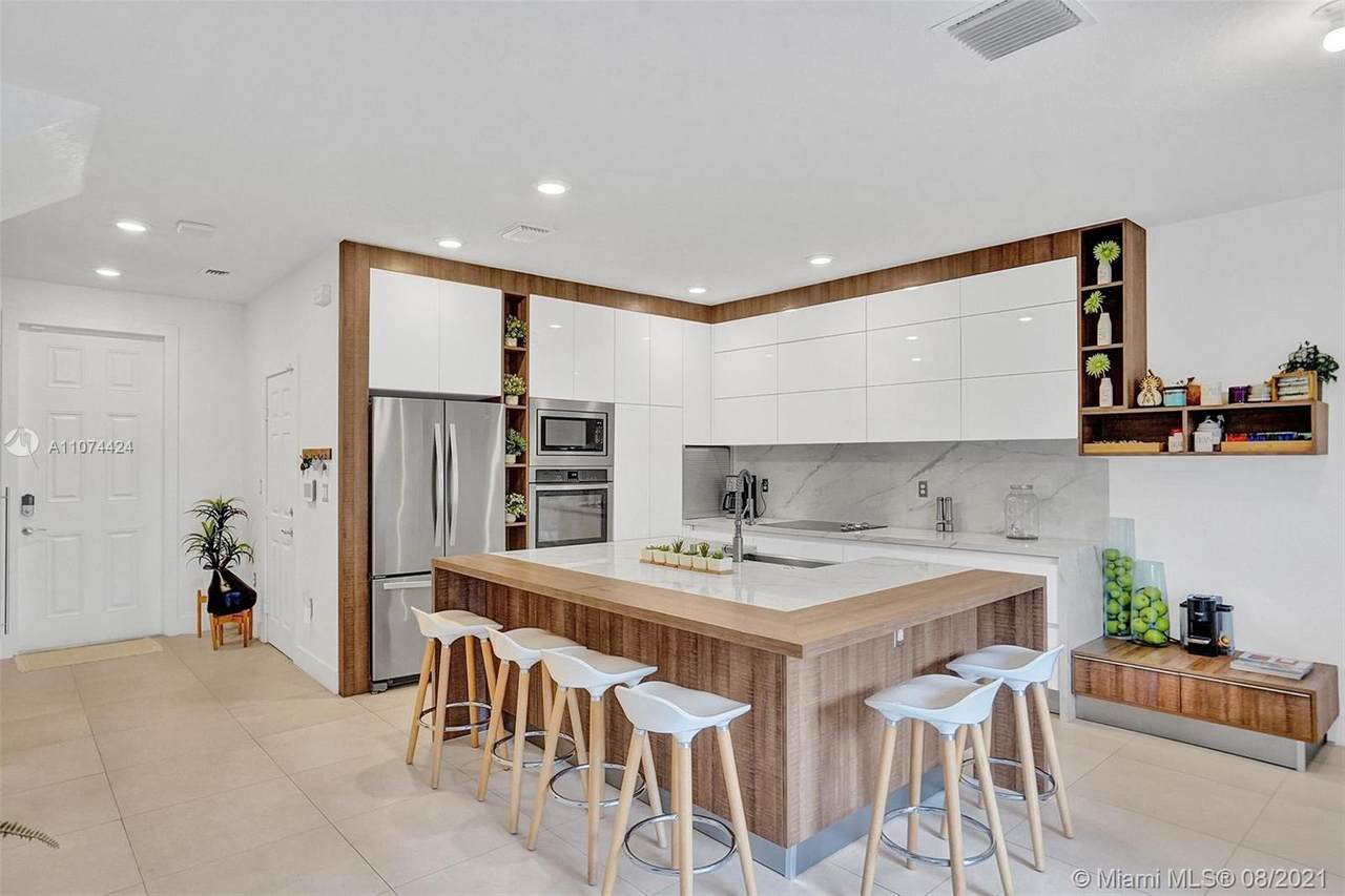 3474 105th St - Photo 1