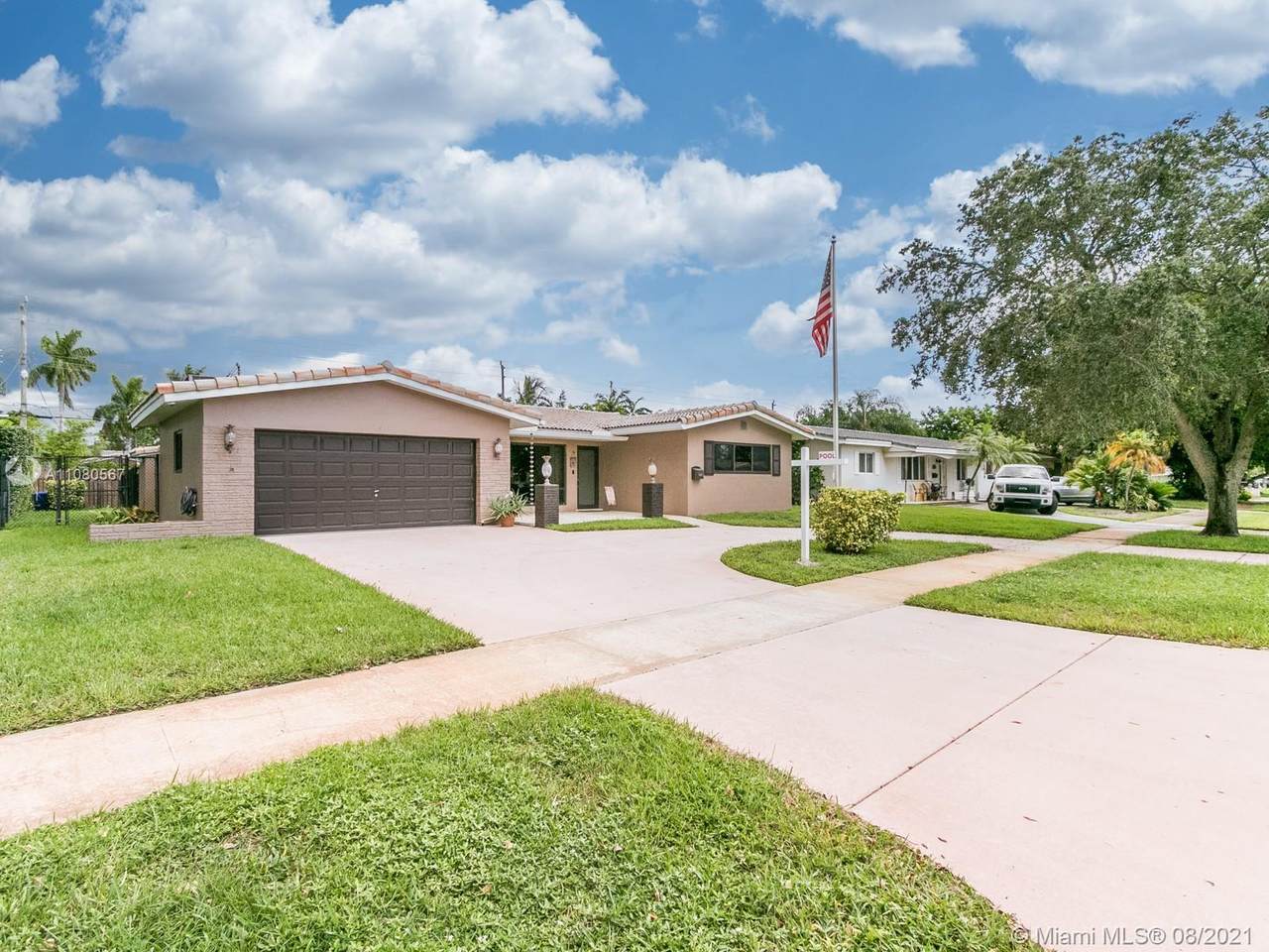 5029 Tyler St - Photo 1