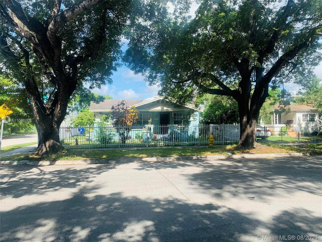 3902 3rd Ave - Photo 1