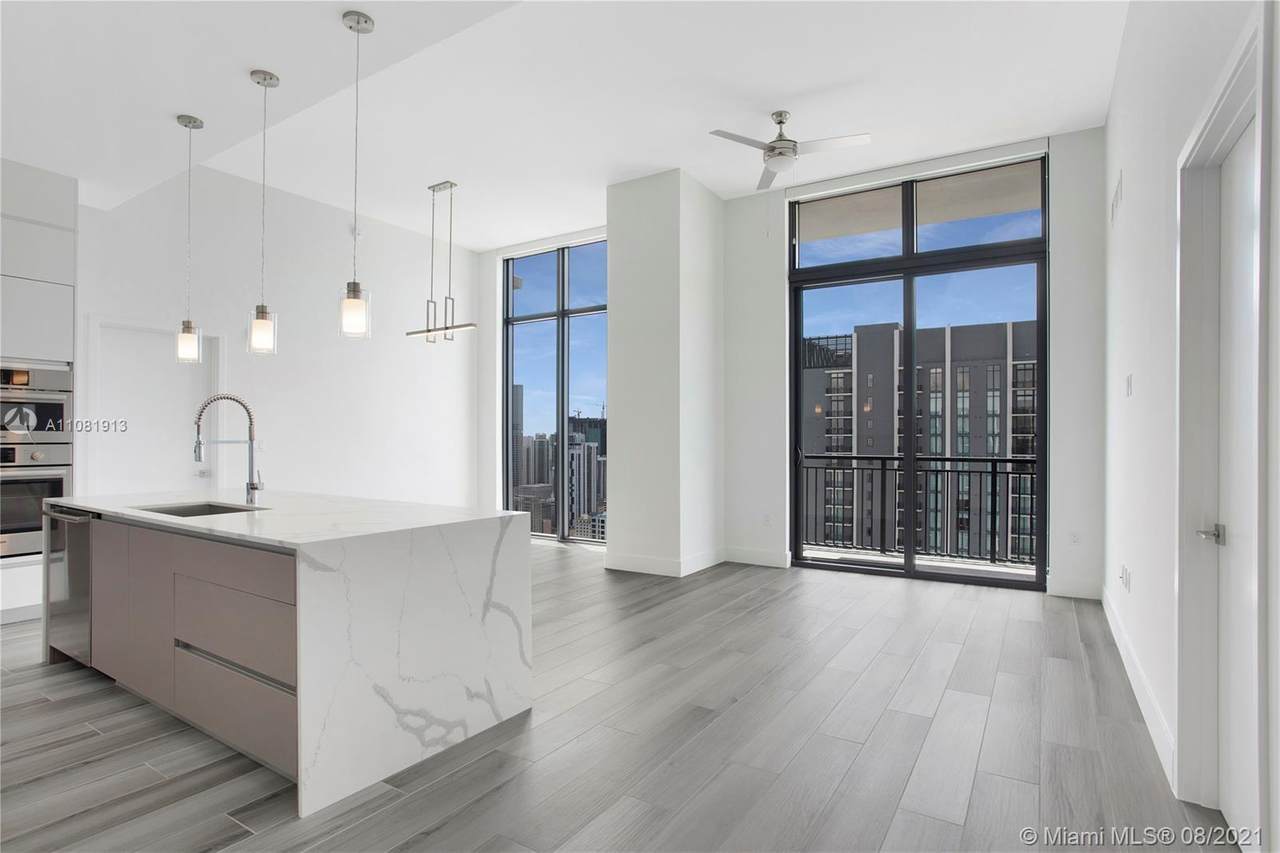 100 6th Street - Photo 1