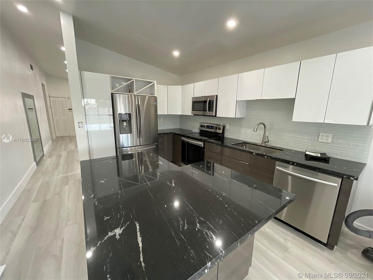 7086 29th Way - Photo 1