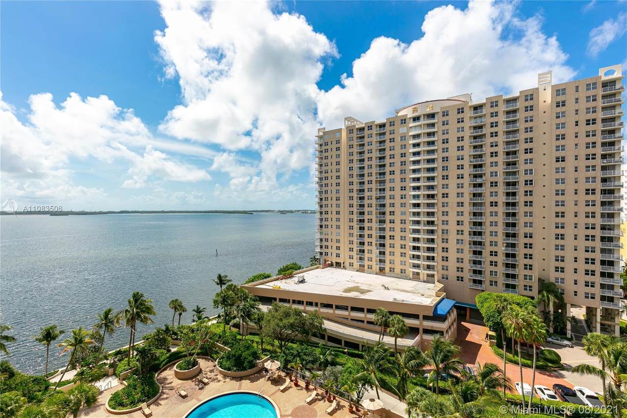 520 Brickell Key Dr - Photo 1