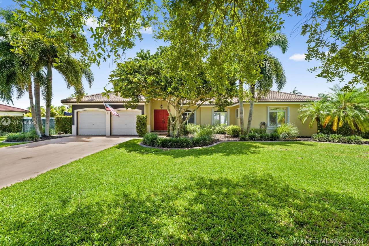 17376 282nd St - Photo 1
