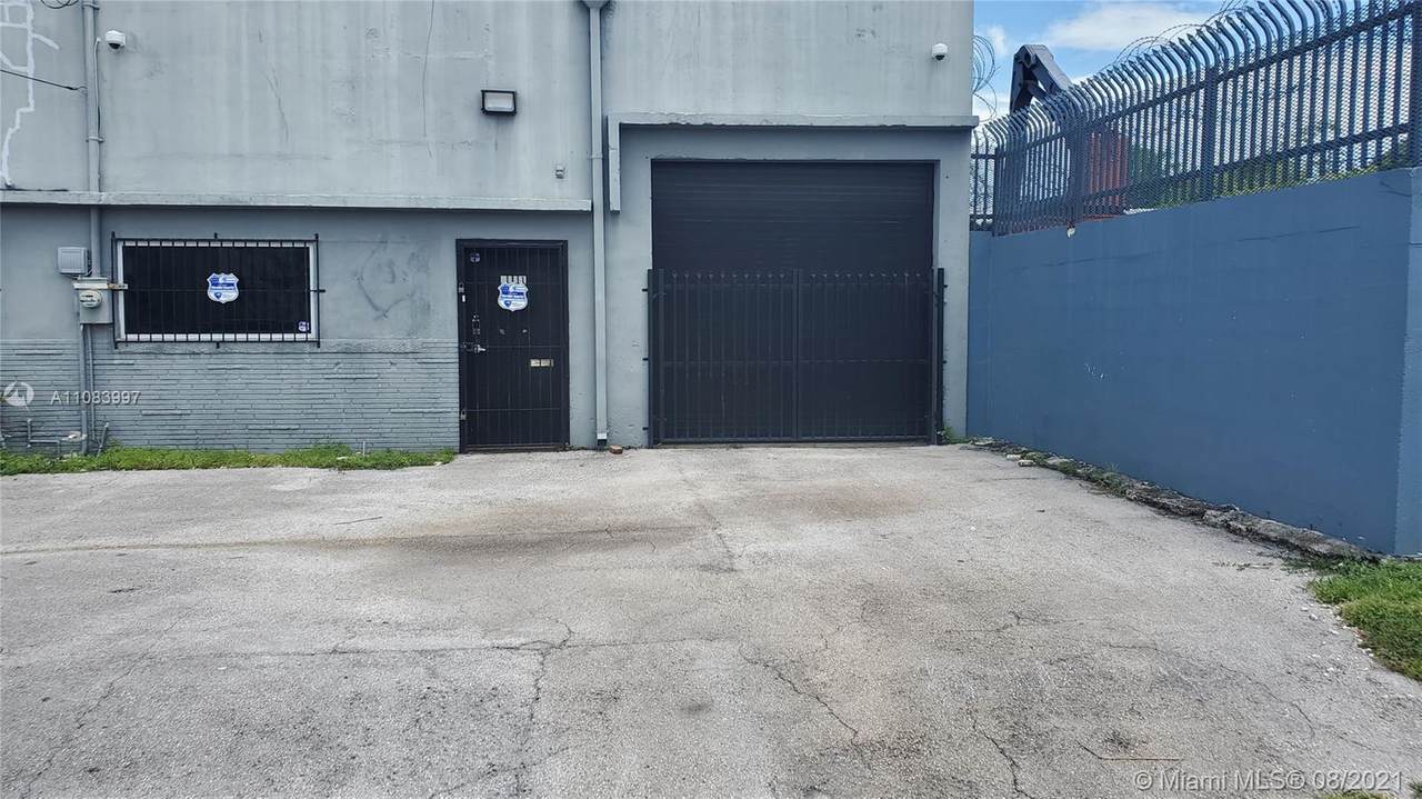 2331 7th Pl - Photo 1