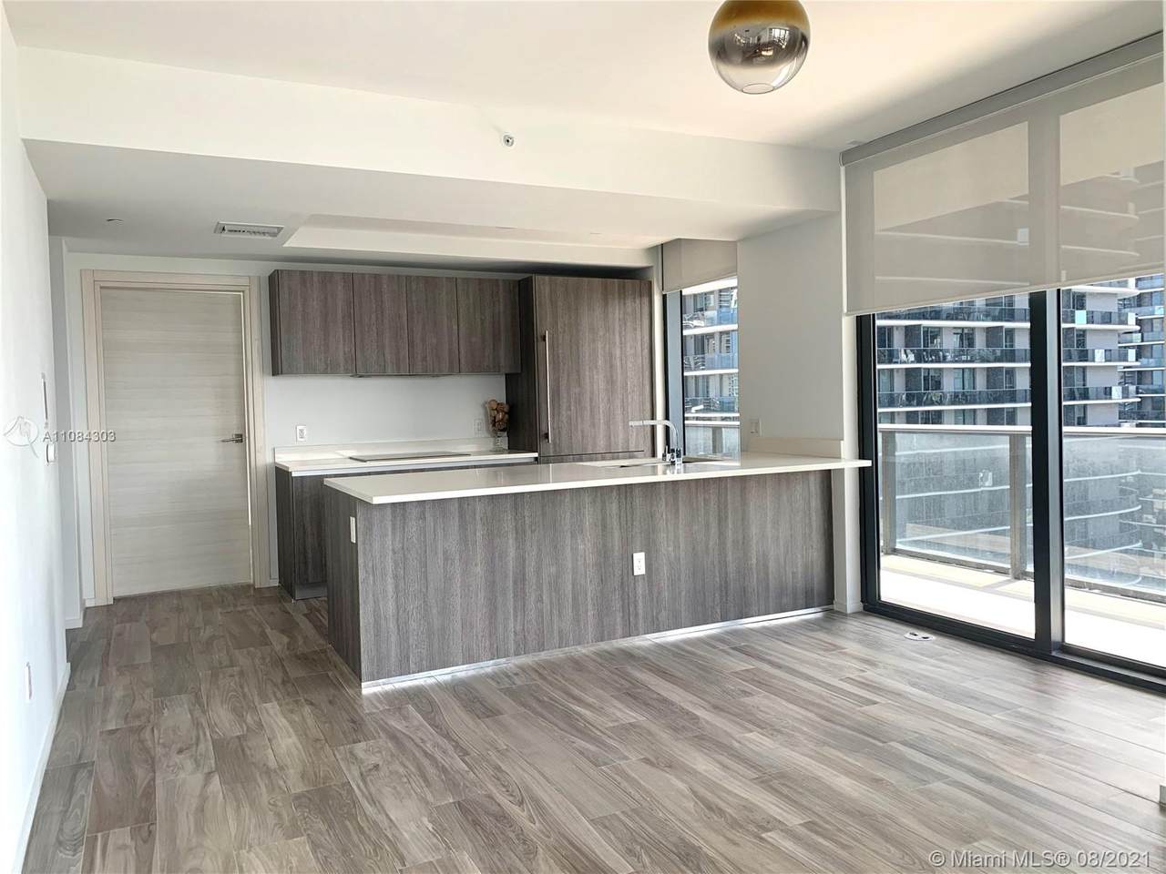 801 Miami Ave - Photo 1