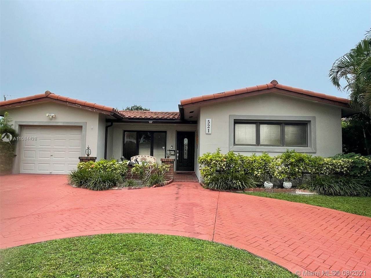 521 46th Ave - Photo 1