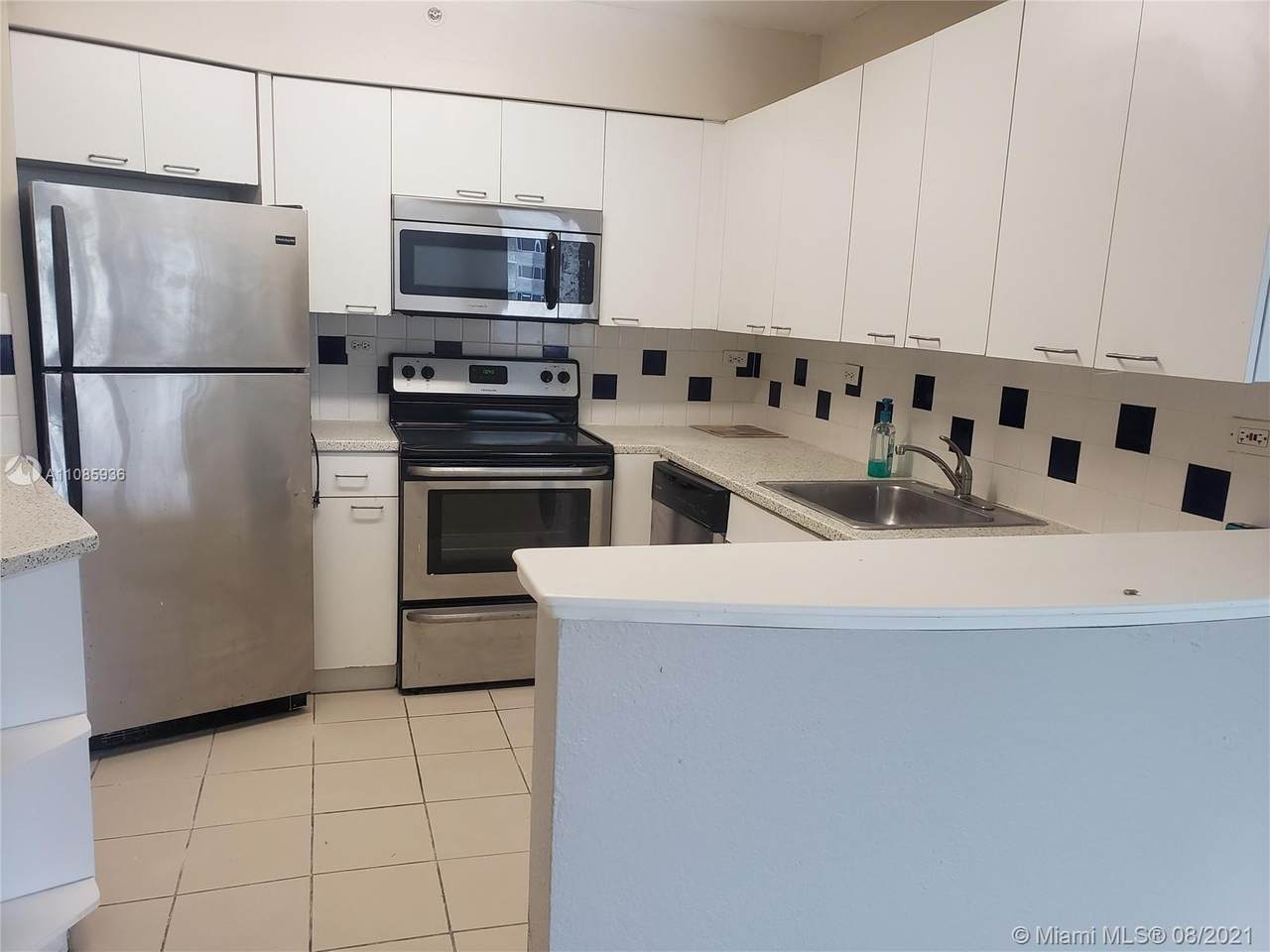 1500 Bay Rd - Photo 1