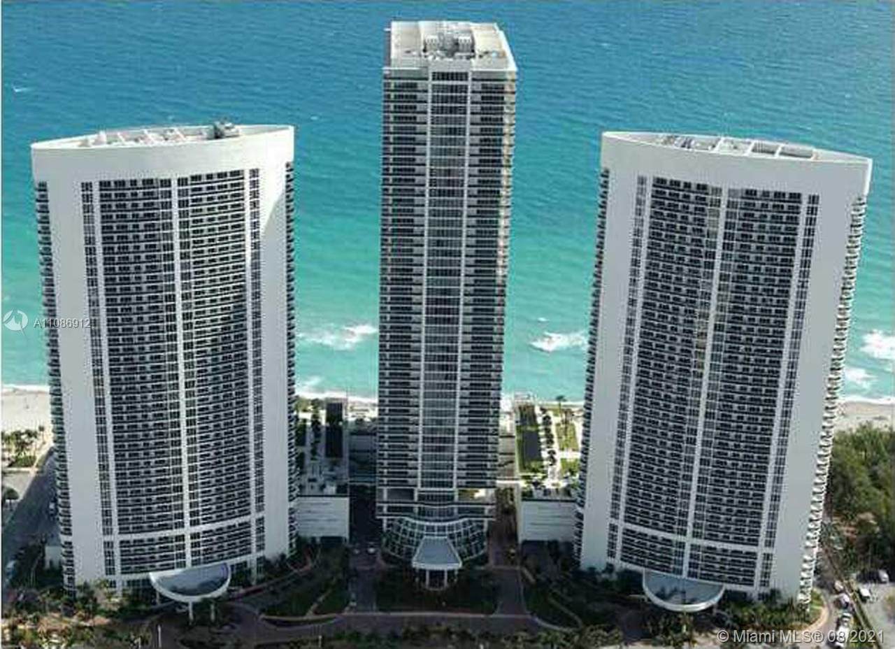 1800 Ocean Dr - Photo 1