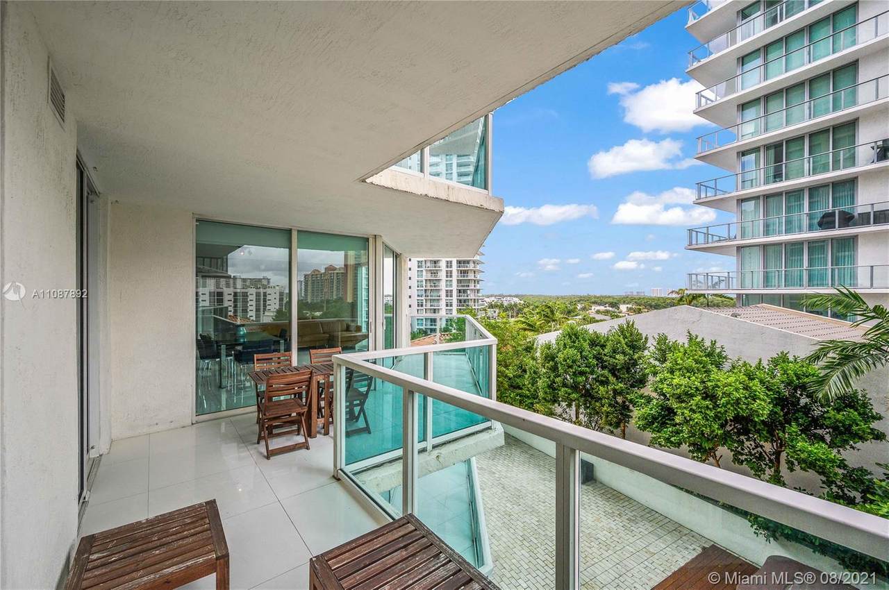 250 Sunny Isles Blvd - Photo 1