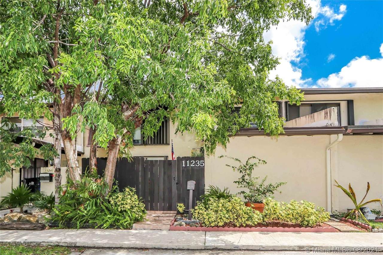 11235 65th St - Photo 1