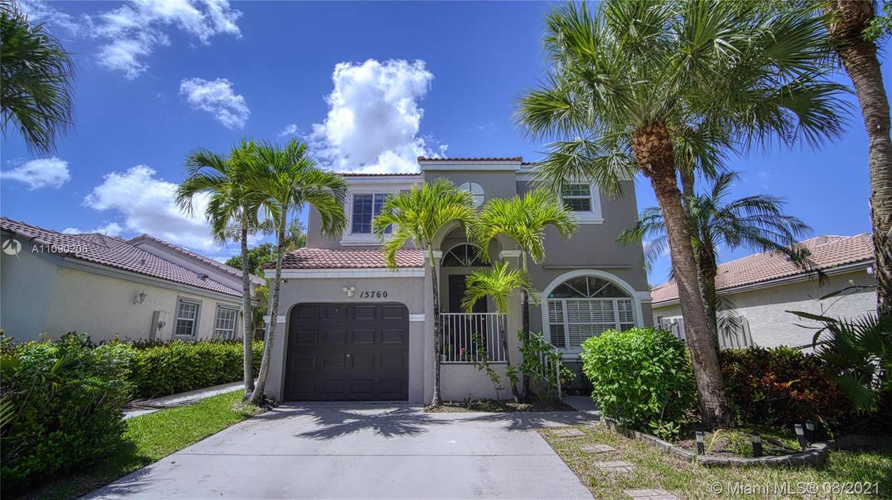 15760 16th Ct - Photo 1