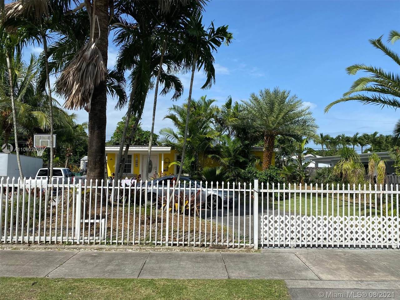 5055 99th Ave - Photo 1