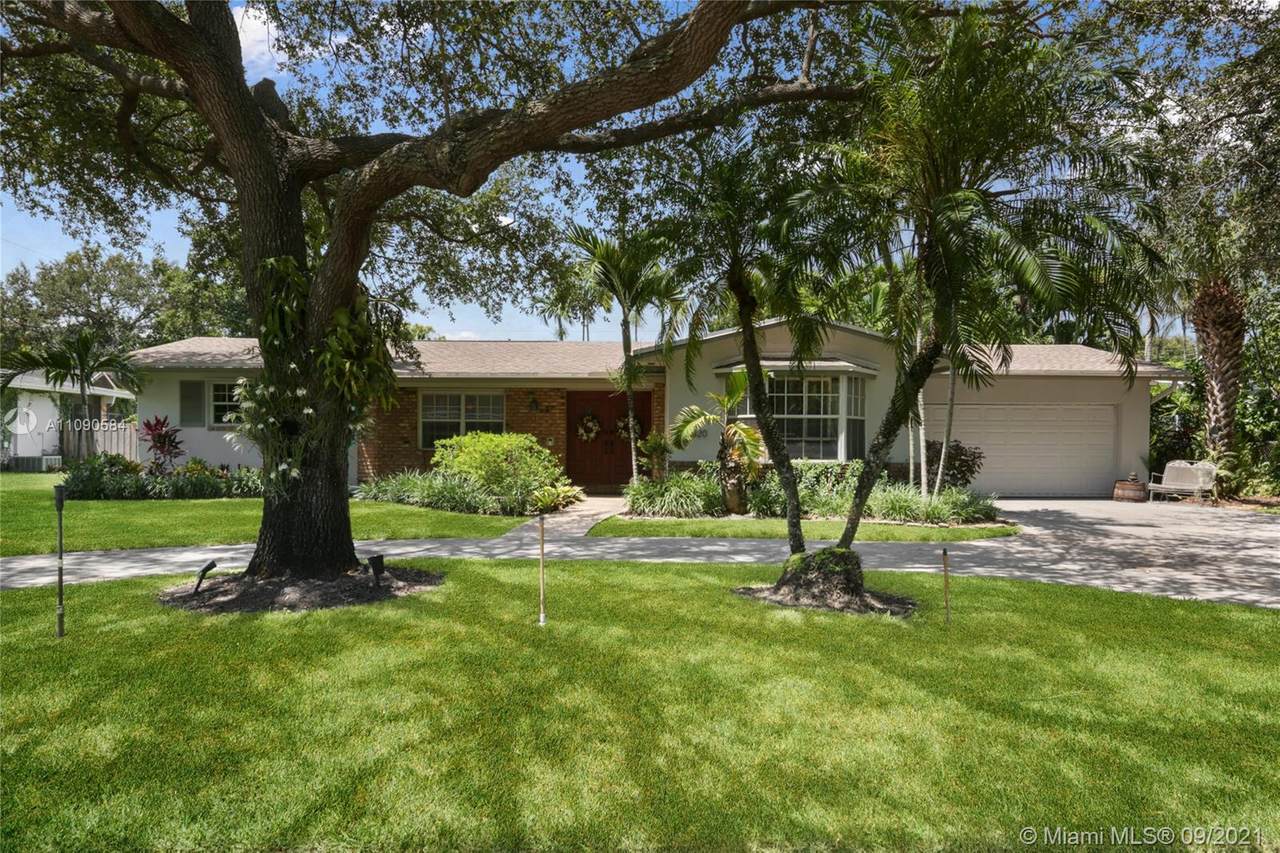 10820 79th Ct - Photo 1
