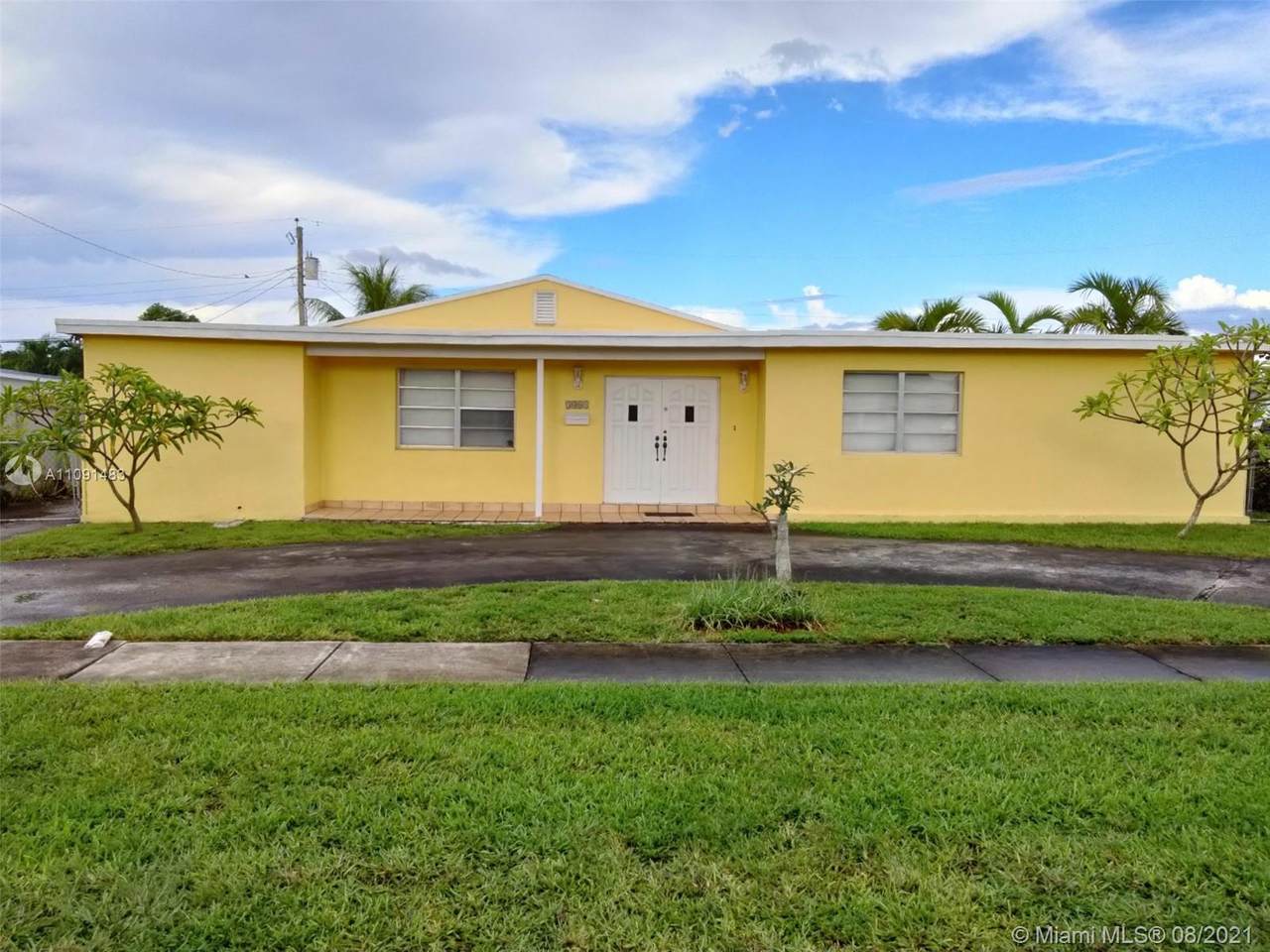 3481 8th Ln - Photo 1