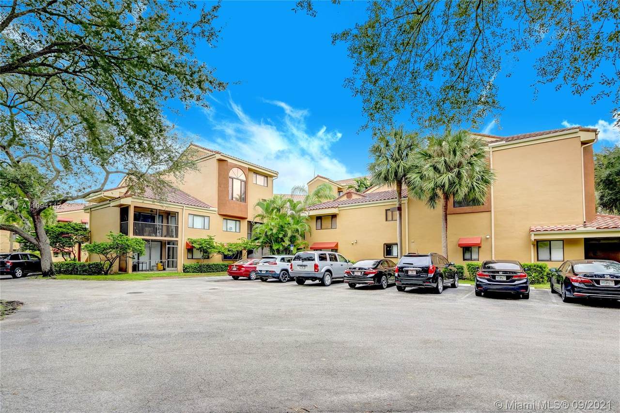 15555 Miami Lakeway N - Photo 1