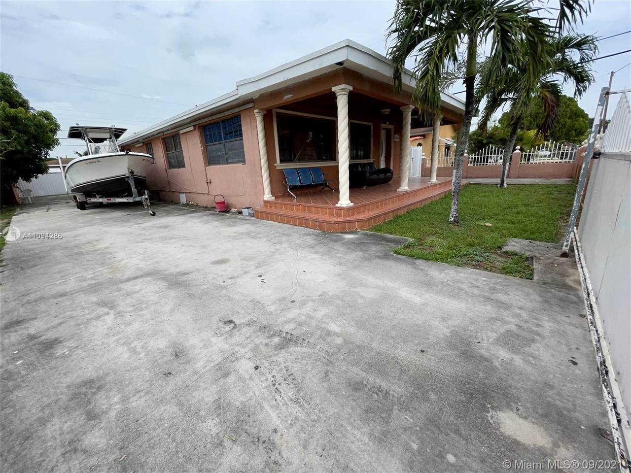 10368 35th Ave - Photo 1