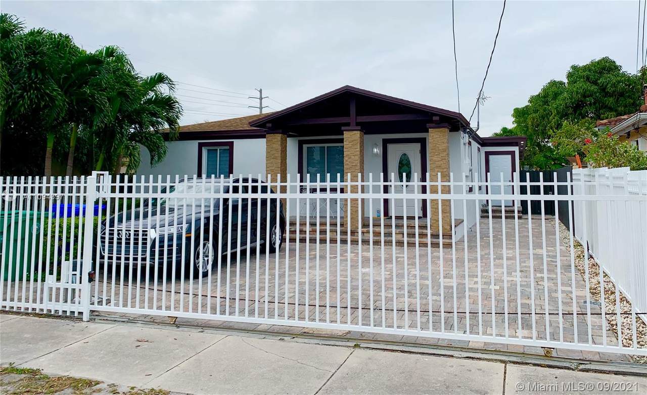 310 65th Ave - Photo 1