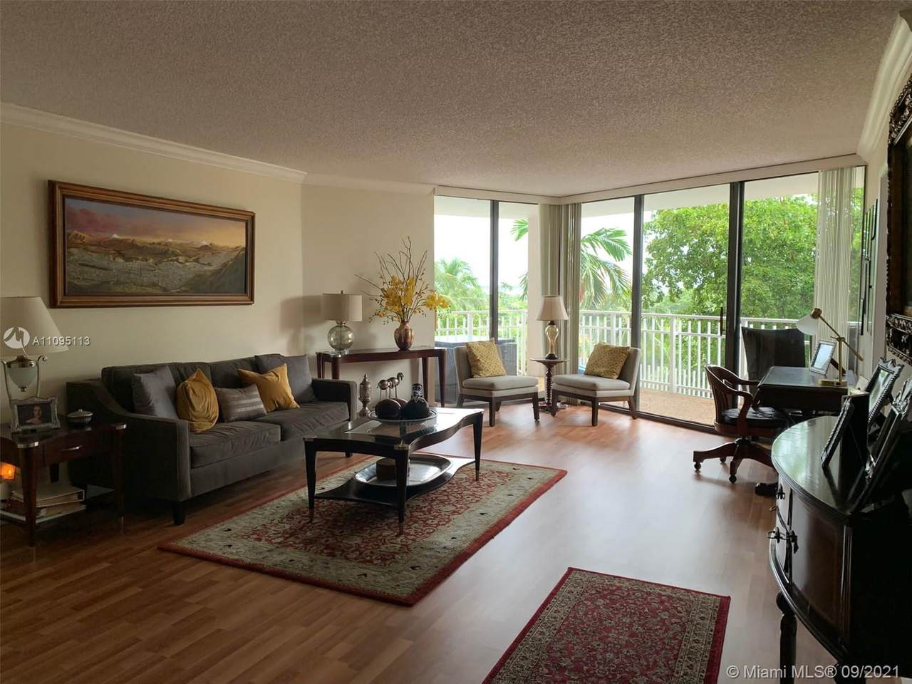 2000 Towerside Ter - Photo 1