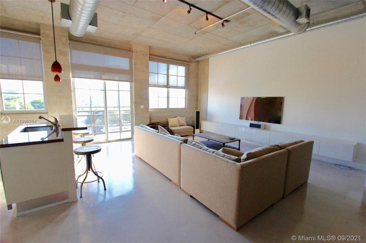 410 1st Ave - Photo 1