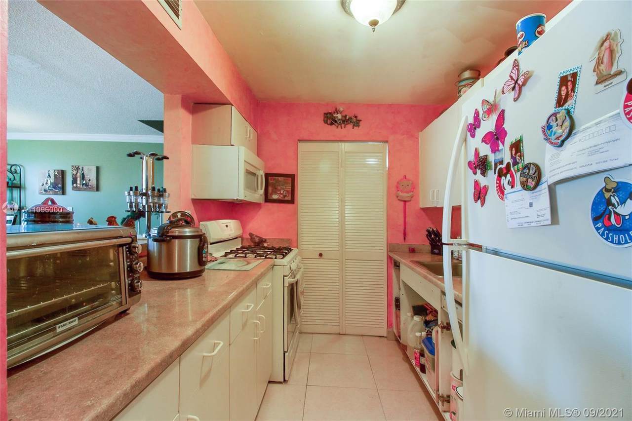1255 53rd St - Photo 1