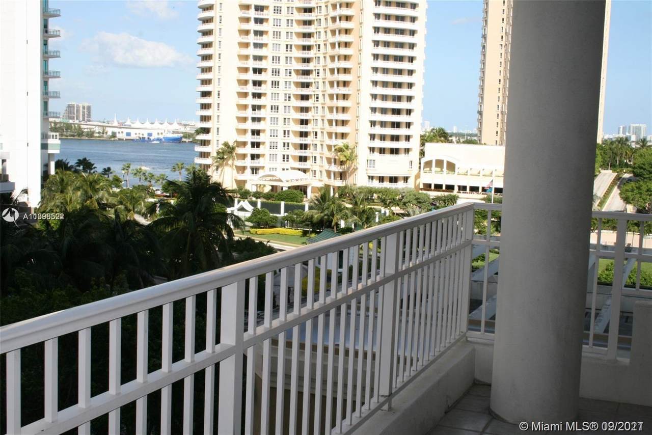 701 Brickell Key Blvd - Photo 1