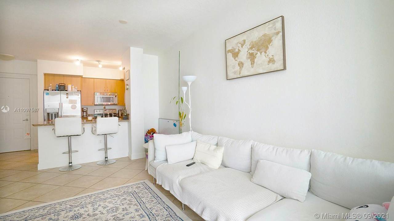 1830 Radius Dr - Photo 1