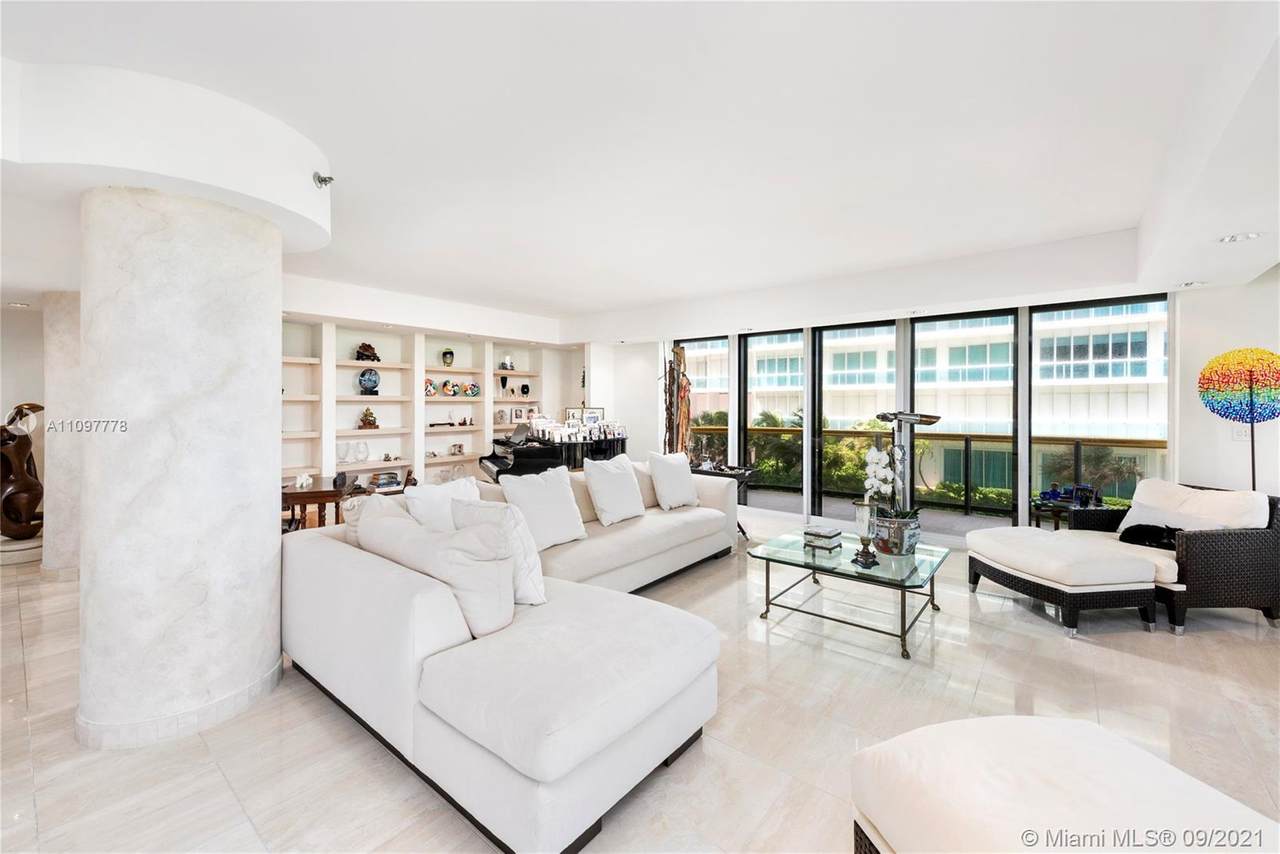 9999 Collins Ave - Photo 1