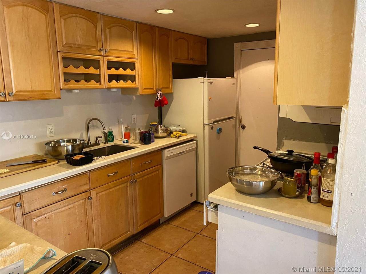 6902 Kendall Dr - Photo 1