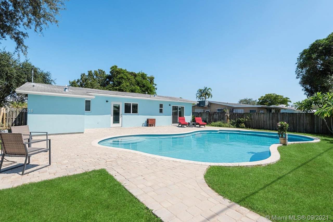 269 8th Ave - Photo 1