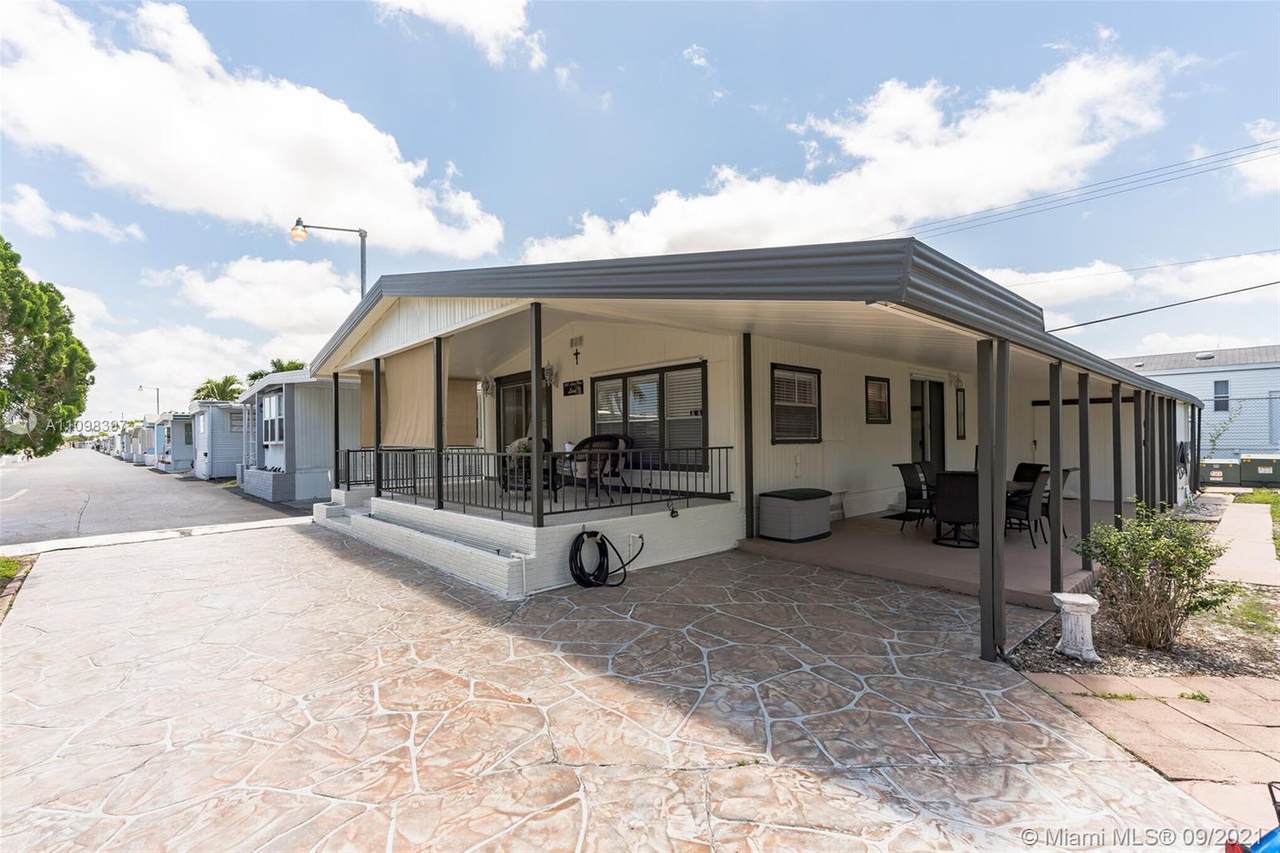360 Lone Pine Lane - Photo 1
