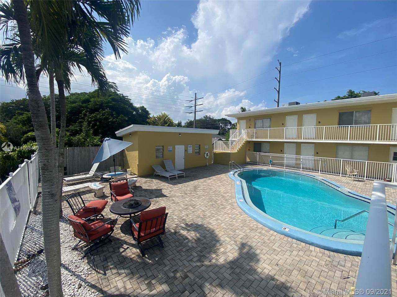 2325 Arthur St - Photo 1