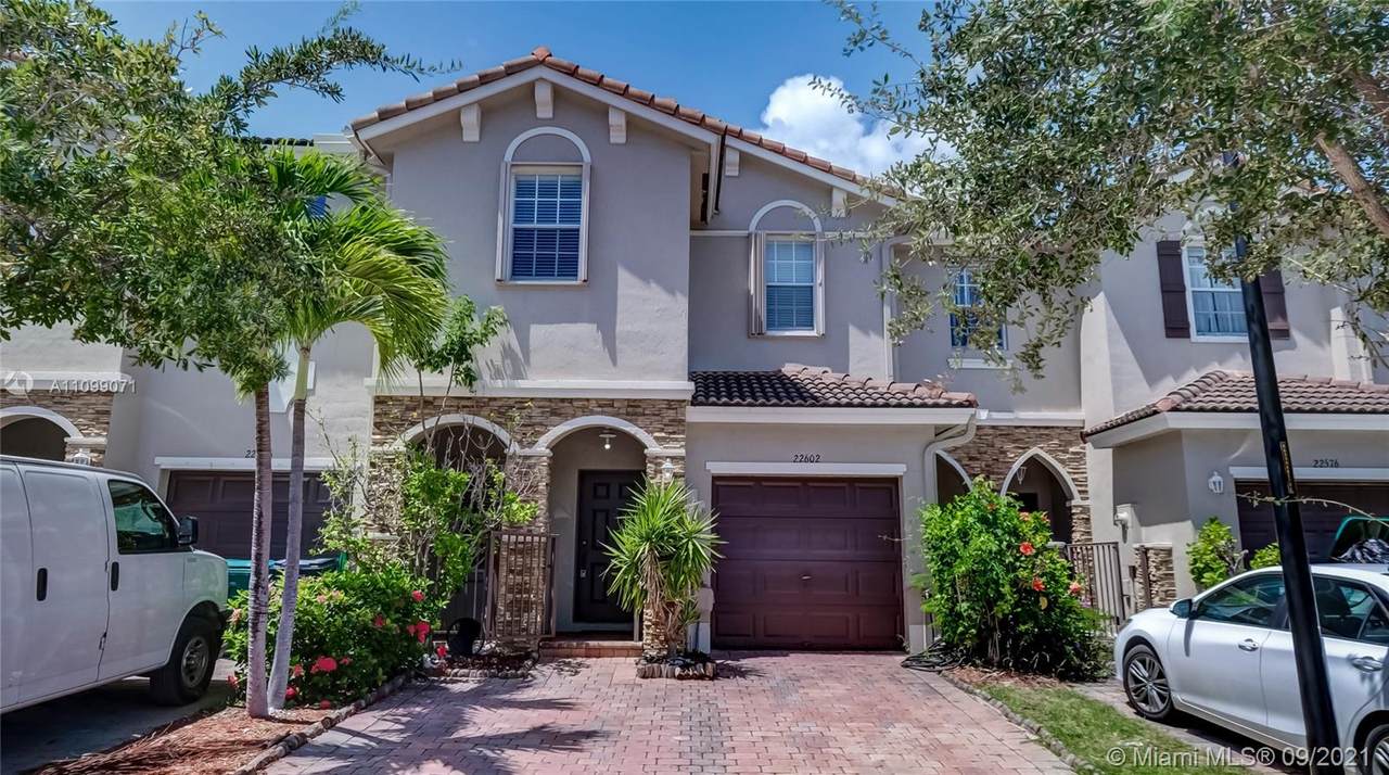 22602 89th Ct - Photo 1
