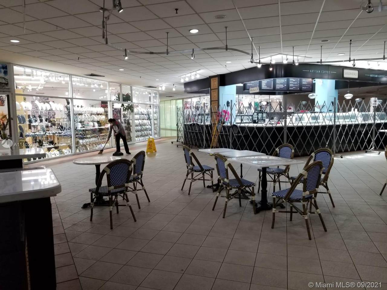 777 72nd Ave - Photo 1