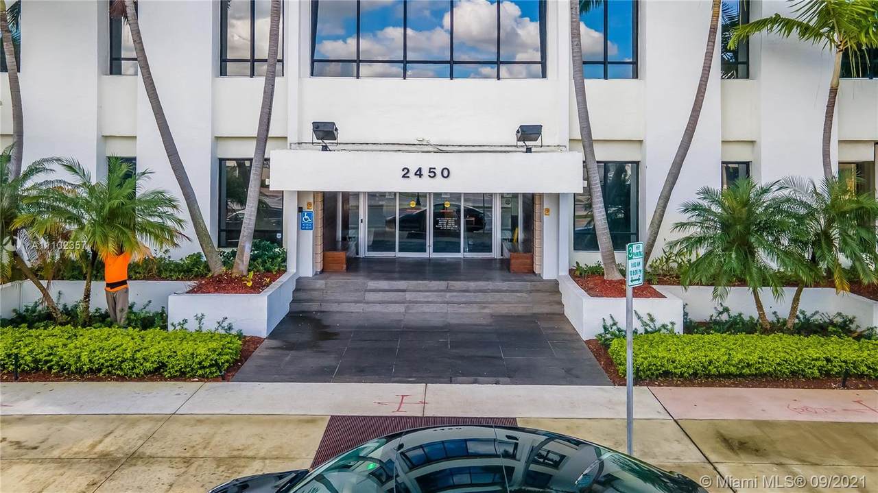 2450 Hollywood Blvd - Photo 1