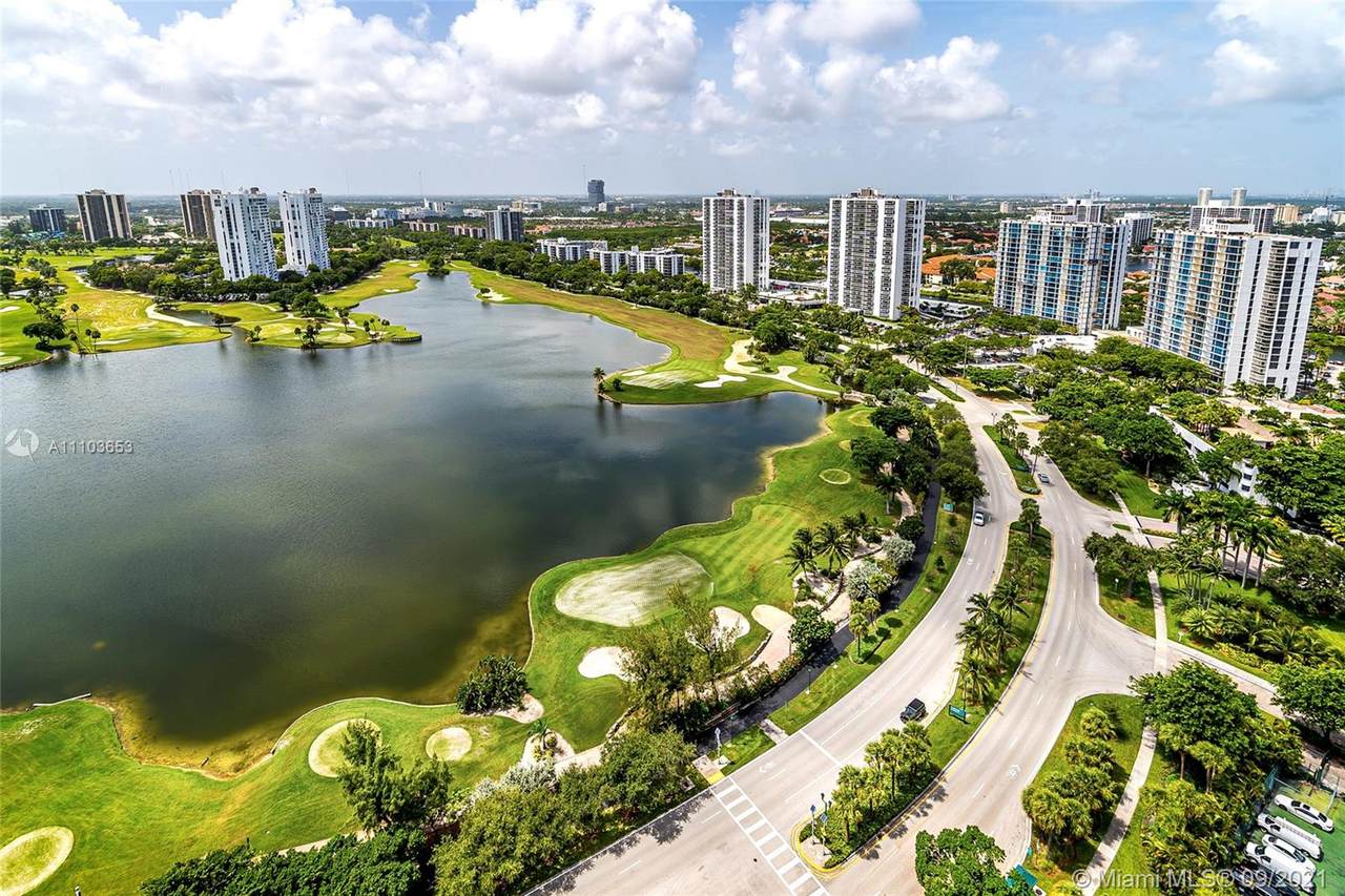 20185 Country Club Dr - Photo 1