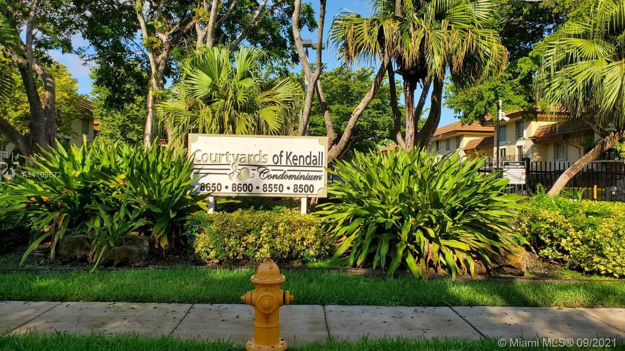 8500 109th Ave - Photo 1
