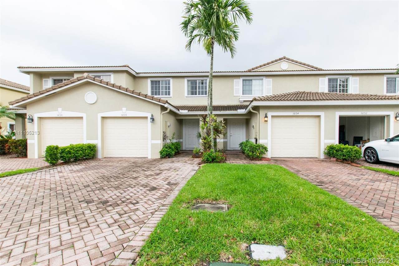 5894 Abbey Rd - Photo 1