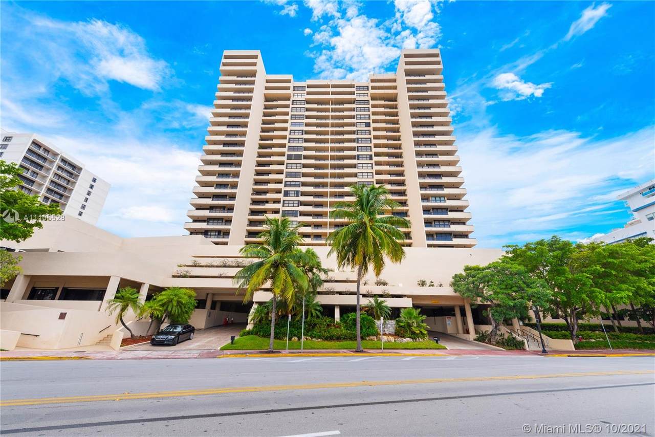2555 Collins Ave - Photo 1